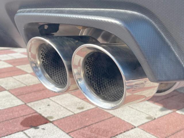 WRX S4 STIスポーツシャープ 禁煙車 STIフルエアロ STIマフラー STIタワーバー RECAROシート STIガードバー セイフティ+ 純正アルパインナビ フロント・サイド・バックカメラ グレード専用18インチアルミ ETC(4枚目)