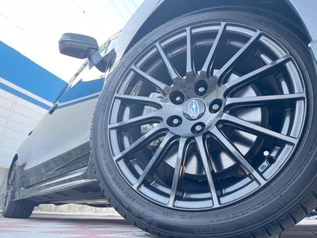 WRX S4 STIスポーツシャープ 禁煙車 STIフルエアロ STIマフラー STIタワーバー RECAROシート STIガードバー セイフティ+ 純正アルパインナビ フロント・サイド・バックカメラ グレード専用18インチアルミ ETC(13枚目)