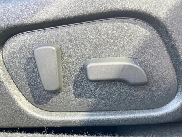 WRX S4 STIスポーツシャープ 禁煙車 STIフルエアロ STIマフラー STIタワーバー RECAROシート STIガードバー セイフティ+ 純正アルパインナビ フロント・サイド・バックカメラ グレード専用18インチアルミ ETC(52枚目)