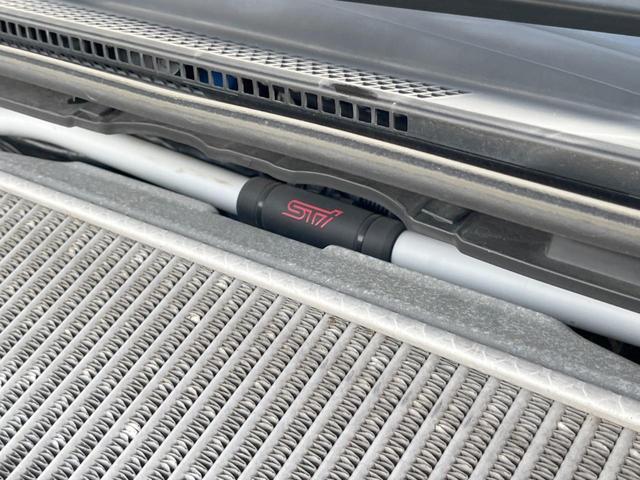 ＷＲＸ ＳＴＩ ＳＴＩ　タイプＳ　禁煙車　ＳＴＩタワーバー　純正ＫＥＮＷＯＯＤ製ナビ　バックカメラ　シートヒーター　ＥＴＣ　パワーシート　純正１９インチアルミ　ＬＥＤヘッド　ＬＥＤライナー　大型リアスポ　ＢＩＬＳＴＥＩＮダンパー（3枚目）