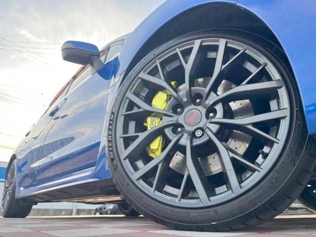 ＷＲＸ ＳＴＩ ＳＴＩ　タイプＳ　禁煙車　ＳＴＩタワーバー　純正ＫＥＮＷＯＯＤ製ナビ　バックカメラ　シートヒーター　ＥＴＣ　パワーシート　純正１９インチアルミ　ＬＥＤヘッド　ＬＥＤライナー　大型リアスポ　ＢＩＬＳＴＥＩＮダンパー（13枚目）