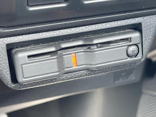 フォレスター スポーツ　禁煙車　アイサイトセイフティプラス　スマートリアビューミラー　純正ダイアトーンサウンドナビ　パワーバックドア　ＥＴＣ　ハーフレザー　純正１８インチアルミ　ＬＥＤヘッド　ルーフレール　ＬＥＤライナー（7枚目）