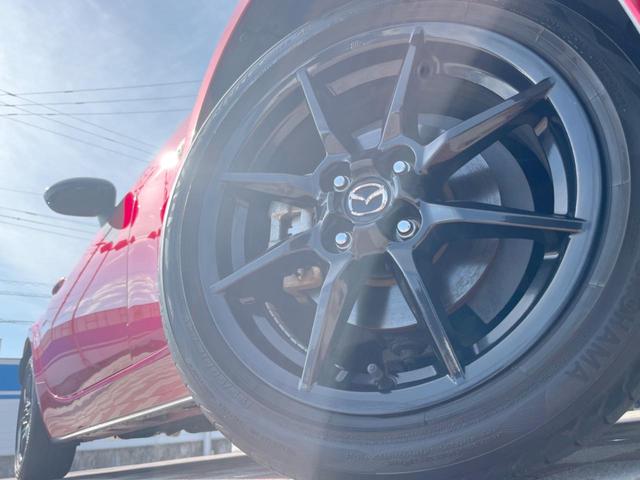 ロードスター Sスペシャルパッケージ 禁煙車 柿本改マフラー マツダコネクト バックカメラ シートヒーター ETC LEDヘッドライト LEDライナー 純正16インチアルミ CD・DVDデッキ アドバンストキー セーフティパッケージ(13枚目)