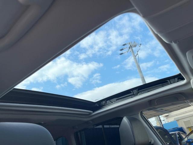 フォレスター ２．０ＸＴ　アイサイト　禁煙車　ＳＴＩエアロ　サンルーフ　パワーバックドア　黒革シート　メモリーシート　ルーフレール　アドバンスドセイフティＰＫＧ　ＬＥＤヘッド　純正１８インチアルミ　シートヒーター　Ｘ－ＭＯＤＥ　ＥＴＣ（3枚目）
