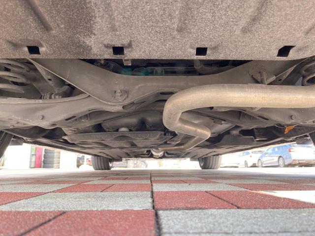 シビック ｅ：ＨＥＶ　禁煙車　９型ホンダコネクトナビ　ＢＯＳＥサウンド　バックカメラ　ホンダセンシング　ＥＴＣ　ハーフレザー　ＬＥＤヘッド　純正１８インチアルミ　シートヒーター　パワーシート　スマートキー　レーダークルーズ（19枚目）