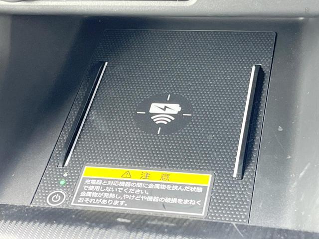 シビック ｅ：ＨＥＶ　禁煙車　９型ホンダコネクトナビ　ＢＯＳＥサウンド　バックカメラ　ホンダセンシング　ＥＴＣ　ハーフレザー　ＬＥＤヘッド　純正１８インチアルミ　シートヒーター　パワーシート　スマートキー　レーダークルーズ（39枚目）