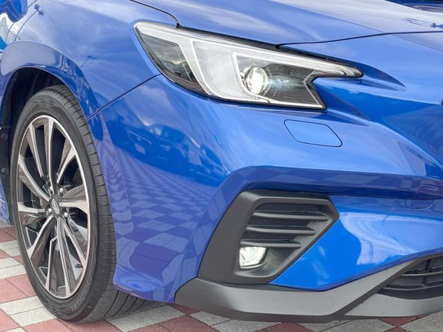 レヴォーグ ＳＴＩスポーツＲ　ＥＸ　禁煙車　スマートリヤビューミラー　パワーバックドア　アイサイトＸ　純正１１．６インチナビ　ＥＴＣ　フロント＆サイド＆バックカメラ　本革シート　全席シートヒーター　メモリー機能付きパワーシート（12枚目）