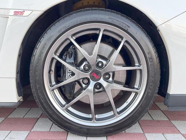 WRX STI STI タイプS 禁煙車 STIスタイルパッケージ STIタワーバー STIドロースティフナー パイオニアSDナビ 革シート 前席シートヒーター メモリー機能付きパワーシート 純正BBS18インチアルミホイール(36枚目)