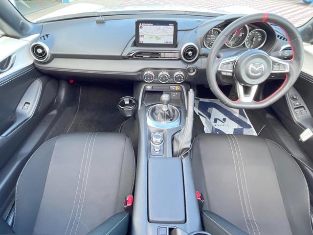 ロードスターＲＦ Ｓ　禁煙車　ＢＯＳＥサウンドシステム　ＢＩＬＳＴＥＩＮサスペンション　ＡｕｔｏＥｘｅナッパレザーステアリング　純正ＳＤナビ　バックカメラ　ＥＴＣ　シートヒーター　純正１７インチアルミホイール　スマートキー（2枚目）