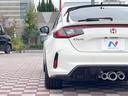 タイプＲ　禁煙車　ホンダコネクト９インチディスプレイ　ＣａｒＰｌａｙ　ホンダセンシング　ｂｒｅｍｂｏキャリパー　ＥＴＣ２．０　バックカメラ　アルカンターラステアリング　ＬＥＤヘッドライト　純正１９インチアルミ（23枚目）
