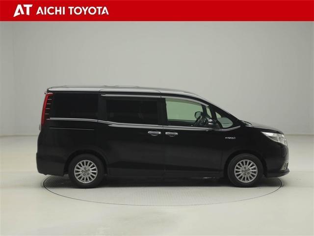 エスクァイア ハイブリッドＧｉ　Ｒカメラ　ＡＡＣ　ナビ＆ＴＶ　リアエアコン　地デジ　クルーズコントロール　ＬＥＤライト　キーレスエントリー　スマートキー付　ＤＶＤ再生可　エアバック　横滑防止装置　ドライブレコーダー　盗難防止システム（7枚目）