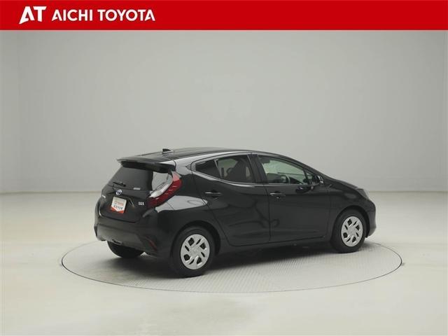 アクア Ｘ　踏み間違い防止　１００Ｖ　イモビ　ナビ　ＬＥＤヘッドライト　スマートキー　横滑り防止機能　キーレスエントリー　ワンオーナー　オートクルーズ　オートエアコン　ＥＴＣ　カーテンエアバッグ　ＡＢＳ（6枚目）