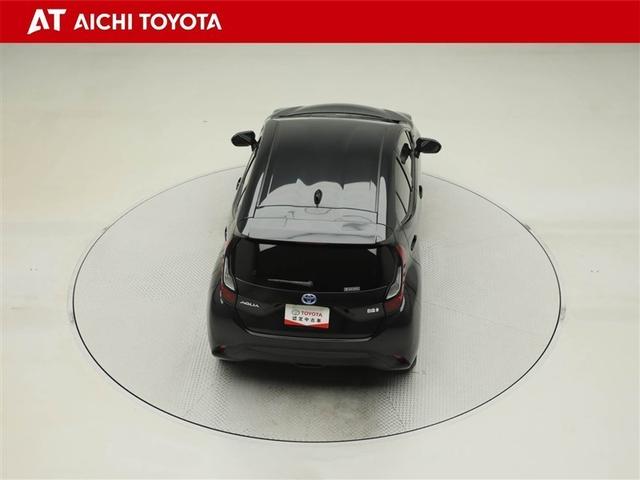 アクア Ｘ　踏み間違い防止　１００Ｖ　イモビ　ナビ　ＬＥＤヘッドライト　スマートキー　横滑り防止機能　キーレスエントリー　ワンオーナー　オートクルーズ　オートエアコン　ＥＴＣ　カーテンエアバッグ　ＡＢＳ（13枚目）