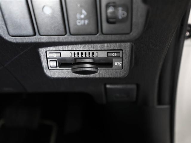 プリウスα Ｓ　チューン　ブラック　ＰＷ　１オーナー車　ＬＥＤライト　地デジＴＶ　ＤＶＤ再生機能　メモリナビ　セキュリティー　ＡＵＸ　ＥＴＣ付き　横滑り防止　スマートキープッシュスタート　ＴＶナビ　キーレスエントリー　デュアルエアバッグ（26枚目）