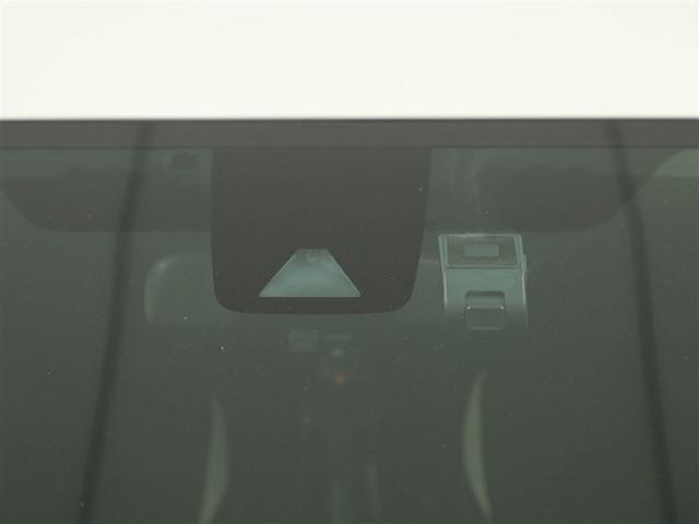 プリウスα Ｓ　チューン　ブラック　ＰＷ　１オーナー車　ＬＥＤライト　地デジＴＶ　ＤＶＤ再生機能　メモリナビ　セキュリティー　ＡＵＸ　ＥＴＣ付き　横滑り防止　スマートキープッシュスタート　ＴＶナビ　キーレスエントリー　デュアルエアバッグ（28枚目）