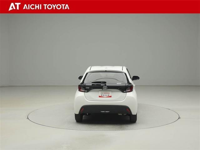 ヤリス Ｘ　ＰＣＳ　スマートキーシステム　元レンタカー　横滑り防止装置付き　ワイヤレスキー　バックガイドモニター　盗難防止　サイドエアバック　エアコン　Ｗエアバッグ　パワーウインドウ　ＥＴＣ付き　パワステ　ナビ（5枚目）