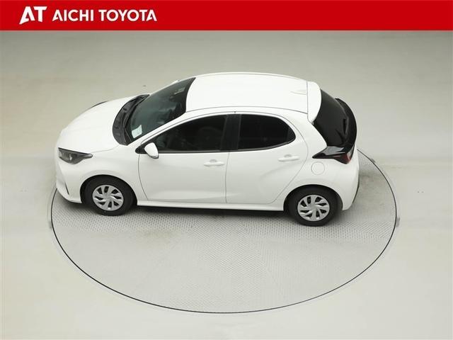 ヤリス Ｘ　ＰＣＳ　スマートキーシステム　元レンタカー　横滑り防止装置付き　ワイヤレスキー　バックガイドモニター　盗難防止　サイドエアバック　エアコン　Ｗエアバッグ　パワーウインドウ　ＥＴＣ付き　パワステ　ナビ（11枚目）