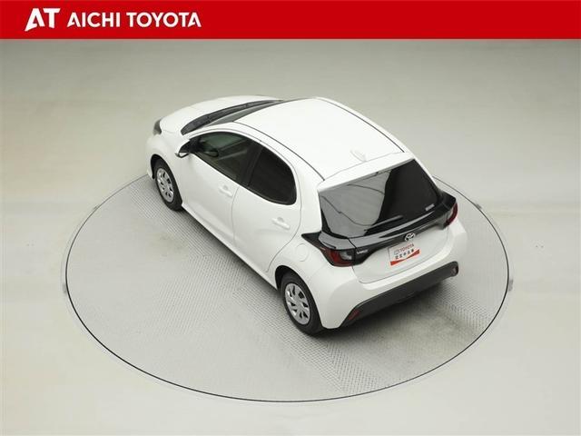 ヤリス Ｘ　ＰＣＳ　スマートキーシステム　元レンタカー　横滑り防止装置付き　ワイヤレスキー　バックガイドモニター　盗難防止　サイドエアバック　エアコン　Ｗエアバッグ　パワーウインドウ　ＥＴＣ付き　パワステ　ナビ（12枚目）