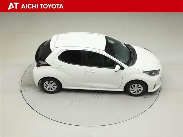 ヤリス Ｘ　ＰＣＳ　スマートキーシステム　元レンタカー　横滑り防止装置付き　ワイヤレスキー　バックガイドモニター　盗難防止　サイドエアバック　エアコン　Ｗエアバッグ　パワーウインドウ　ＥＴＣ付き　パワステ　ナビ（15枚目）