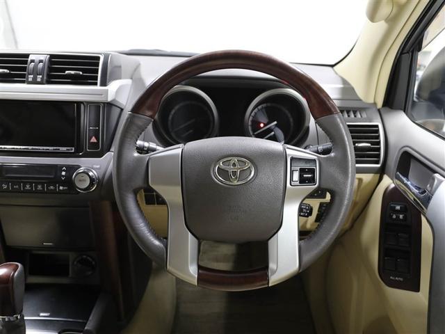 ランドクルーザープラド TX Lパッケージ リアカメラ 1オ-ナ- スマートキ 盗難防止 キーレスエントリー ETC装備 3列席 DVD再生可 エアコン LEDランプ レザー アルミホイール パートタイム4WD 横滑り防止システム フルTV(25枚目)