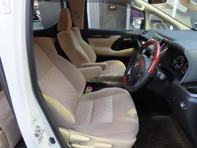 ヴェルファイア ２．５Ｘ　ウェルキャブ　車いす　新品コンビハンドル　両側パワースライドドア　ＳＤフルセグナビ　フリップダウンモニター　ＥＴＣ　禁煙車　スマートキー　プッシュスタートボタン　ウェルキャブ　車いす脱着可能（14枚目）