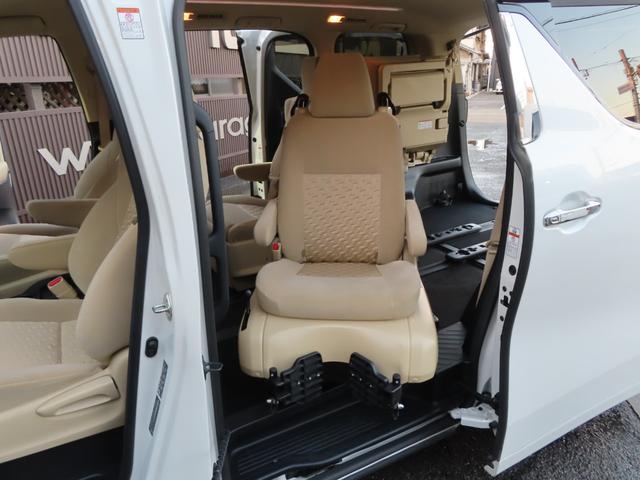 ヴェルファイア ２．５Ｘ　ウェルキャブ　車いす　新品コンビハンドル　両側パワースライドドア　ＳＤフルセグナビ　フリップダウンモニター　ＥＴＣ　禁煙車　スマートキー　プッシュスタートボタン　ウェルキャブ　車いす脱着可能（16枚目）
