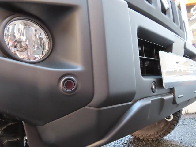 ジムニー ＸＣ　新型５型　ディーンコロラド１６アルミ　トーヨーオープンカントリータイヤ　ＬＥＤヘッドライト　クルーズコントロール　クリアランスソナー　スマートキー　届出済み未使用車（21枚目）