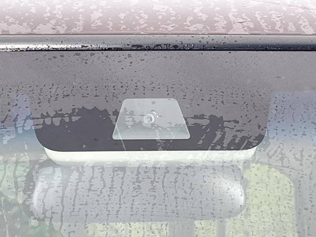 Ｎ－ＢＯＸ Ｌ　コーディネートスタイル　両側電動ドア　ＳＤナビ　バックカメラ　衝突軽減システム　レーダークルーズ　禁煙車　ドラレコ　コーナーセンサー　スマートキー　ＬＥＤヘッド　ＥＴＣ　車線逸脱警報　オートライト　オートエアコン（4枚目）