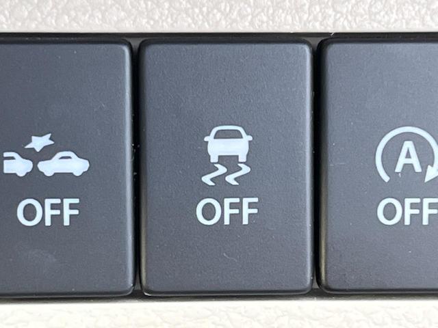 X レーダーブレーキサポート 禁煙車 SDナビ シートヒーター HIDヘッドライト 踏み間違い防止 スマートキー オートライト オートエアコン 革巻きステアリング 純正14インチアルミホイール(3枚目)