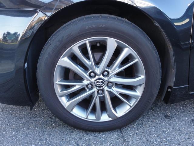 アベンシスワゴン Ｌｉ　１年走行距離無制限保証付　純正ナビＴＶ　バックカメラ　ハーフレザーシート　ＬＥＤライト　フォグランプ　ＥＴＣ　トヨタセーフティセンス（17枚目）