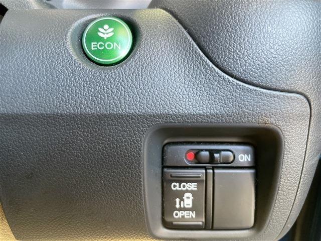 N-BOX 2トーンカラースタイル G・Lパッケージ ナビ パワースライドドア(15枚目)