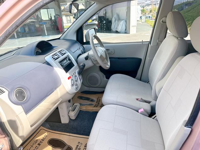 全車きれいな室内です。（室内がきれいと言う事は前オーナーが大切に乗っていた証です。）！！