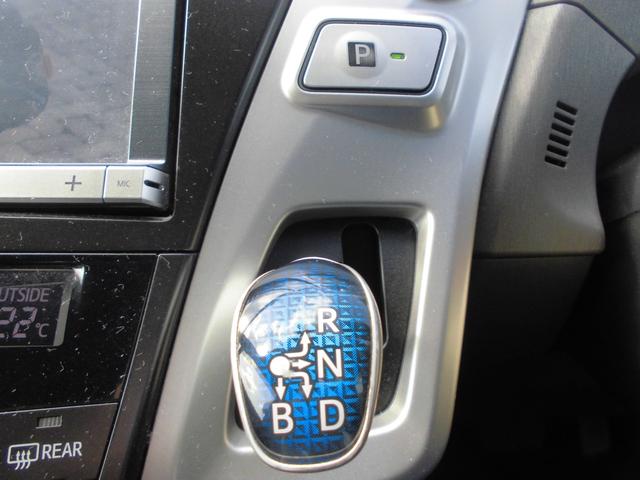 プリウスアルファ S(17枚目)