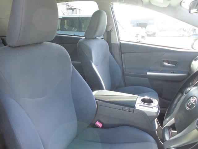 プリウスアルファ S(26枚目)