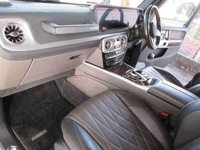 Ｇクラス Ｇ４００ｄ　マヌファクトゥーアエディション　特別限定車・１オーナー・フロントリップ・電動サイドステップ・デジタルインナーミラー・ブラックアクセント・ＡＭＧライン・ラグジュアリーパッケージ（9枚目）