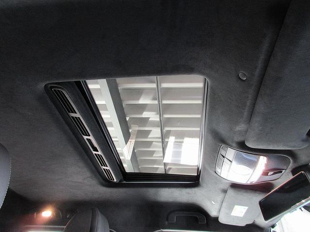 Ｇクラス Ｇ４００ｄ　マヌファクトゥーアエディション　特別限定車・１オーナー・フロントリップ・電動サイドステップ・デジタルインナーミラー・ブラックアクセント・ＡＭＧライン・ラグジュアリーパッケージ（11枚目）