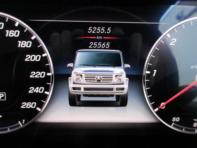 Ｇクラス Ｇ４００ｄ　マヌファクトゥーアエディション　特別限定車・１オーナー・フロントリップ・電動サイドステップ・デジタルインナーミラー・ブラックアクセント・ＡＭＧライン・ラグジュアリーパッケージ（12枚目）