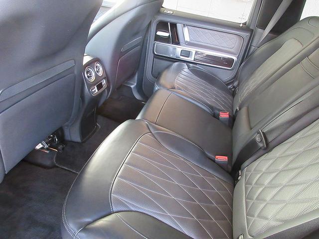Ｇクラス Ｇ４００ｄ　マヌファクトゥーアエディション　特別限定車・１オーナー・フロントリップ・電動サイドステップ・デジタルインナーミラー・ブラックアクセント・ＡＭＧライン・ラグジュアリーパッケージ（19枚目）