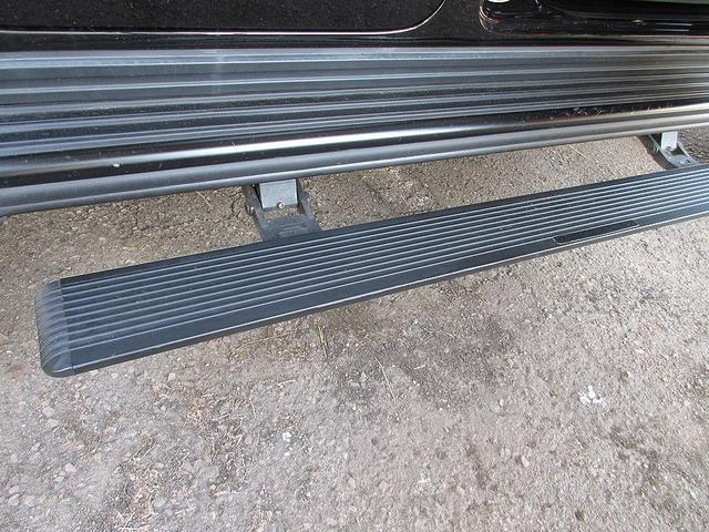 Ｇクラス Ｇ４００ｄ　マヌファクトゥーアエディション　特別限定車・１オーナー・フロントリップ・電動サイドステップ・デジタルインナーミラー・ブラックアクセント・ＡＭＧライン・ラグジュアリーパッケージ（21枚目）