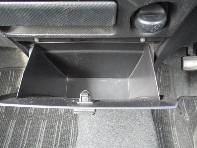 タントエグゼ カスタムＧ　ＥＴＣ　ＨＩＤ　スマートキー　電動格納ミラー　ＣＶＴ　盗難防止システム　ＡＢＳ　ミュージックプレイヤー接続可　アルミホイール　衝突安全ボディ　エアコン　パワーステアリング　パワーウィンドウ（11枚目）