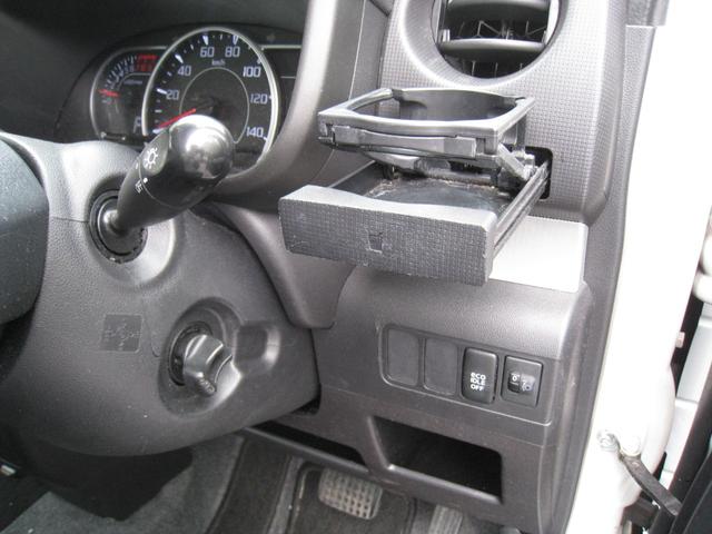 ピクシススペース Ｘ　スマートキー　アイドリングストップ　電動格納ミラー　ベンチシート　ＣＶＴ　盗難防止システム　ＡＢＳ　衝突安全ボディ　エアコン　パワーステアリング　パワーウィンドウ（8枚目）