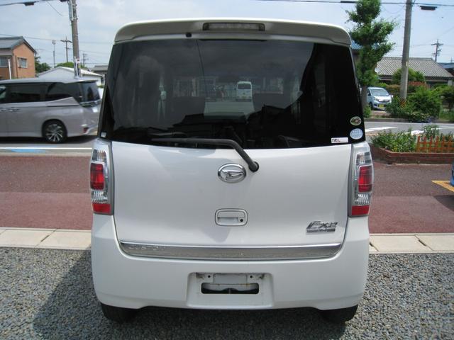 タントエグゼ カスタムＸ　ナビ　ＴＶ　ＨＩＤ　スマートキー　電動格納ミラー　ＣＶＴ　盗難防止システム　ＡＢＳ　ＥＳＣ　ＣＤ　ＤＶＤ再生　Ｂｌｕｅｔｏｏｔｈ　アルミホイール　衝突安全ボディ　エアコン　パワーステアリング（16枚目）