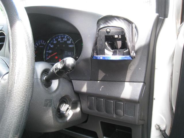 タントエグゼ カスタムＸ　ナビ　ＴＶ　ＨＩＤ　スマートキー　電動格納ミラー　ＣＶＴ　盗難防止システム　ＡＢＳ　ＥＳＣ　ＣＤ　ＤＶＤ再生　Ｂｌｕｅｔｏｏｔｈ　アルミホイール　衝突安全ボディ　エアコン　パワーステアリング（49枚目）