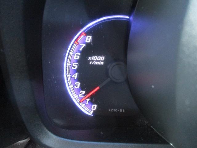 Ｎ－ＯＮＥ プレミアム　ツアラー・Ｌパッケージ　ターボ　スマートキー　ナビ　テレビ　ＤＶＤ再生　　バックカメラ　純正ＨＩＤライト　プライバシーガラス　衝突安全ボディ　純正セキュリティアラーム（36枚目）