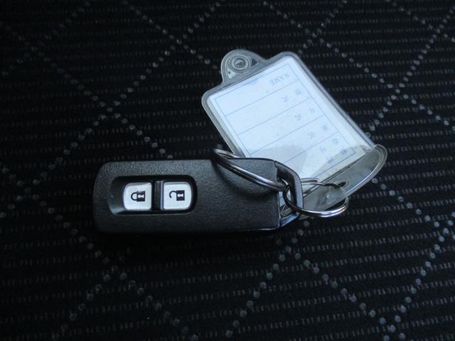 Ｎ－ＯＮＥ プレミアム　ツアラー・Ｌパッケージ　ターボ　スマートキー　ナビ　テレビ　ＤＶＤ再生　　バックカメラ　純正ＨＩＤライト　プライバシーガラス　衝突安全ボディ　純正セキュリティアラーム（48枚目）