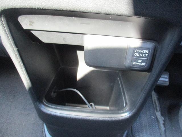 Ｎ－ＯＮＥ プレミアム　ツアラー・Ｌパッケージ　ターボ　スマートキー　ナビ　テレビ　ＤＶＤ再生　　バックカメラ　純正ＨＩＤライト　プライバシーガラス　衝突安全ボディ　純正セキュリティアラーム（49枚目）