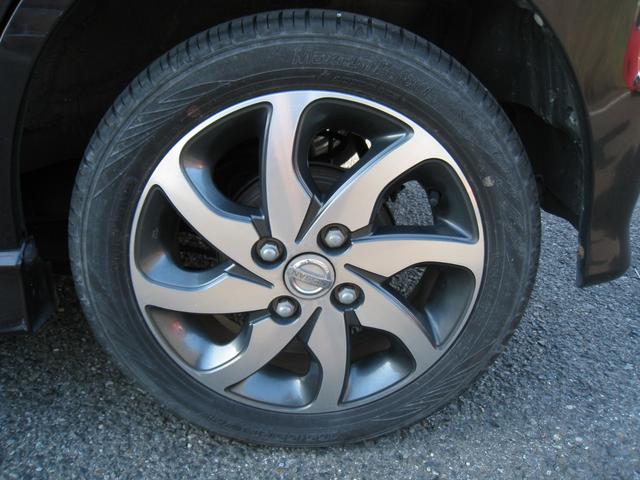 ルークス ハイウェイスター　スマートキー　ナビ　テレビ　ＥＴＣ　純正アルミ　純正ＨＩＤライト　左パワースライド　ドライブレコーダー　プライバシーガラス　ベンチシート（9枚目）