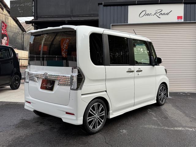 タント カスタムＲＳ　トップエディションリミテッドＳＡＩＩＩ　フリップダウンモニター　全周囲カメラ　両側パワースライドドア　ＥＴＣ　車高調（7枚目）