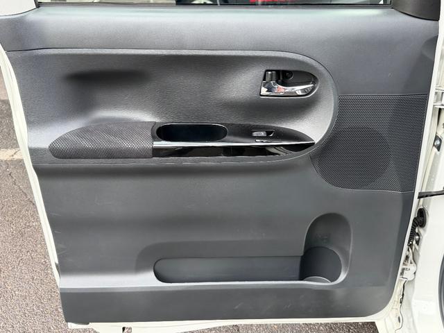 タント カスタムＲＳ　トップエディションリミテッドＳＡＩＩＩ　フリップダウンモニター　全周囲カメラ　両側パワースライドドア　ＥＴＣ　車高調（27枚目）