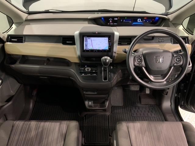 フリード G・ホンダセンシング 1年保証 ワンオ-ナ- ナビVXM-184VFi TV RカメラBTオ-ディオ DVD ETC LEDライト 両側電動ドア VSA クルコン スマ-トキ- 盗難防止装置 整備記録簿 AAC スペアキ-(9枚目)